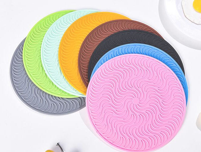 深圳專業(yè)硅膠防滑墊定制廠家